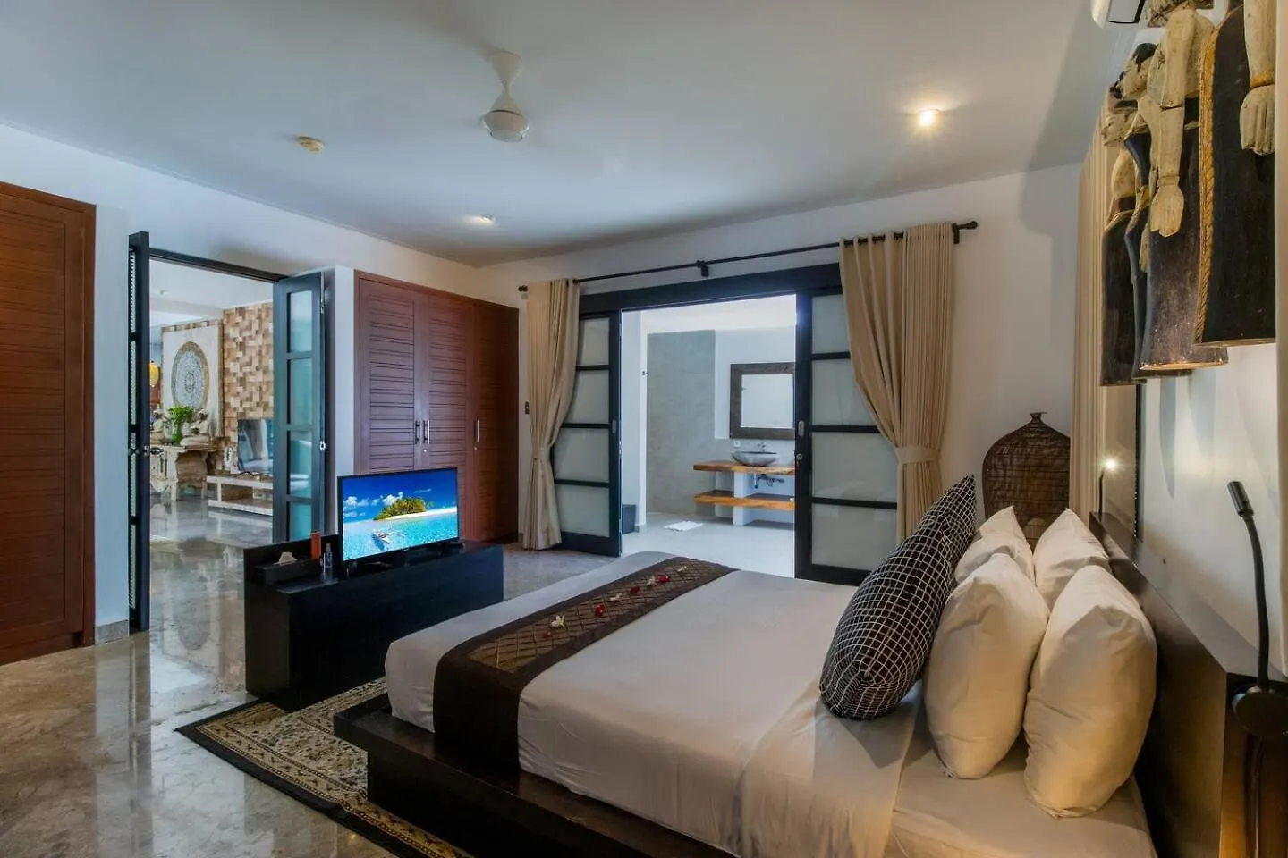The Residence Seminyak 4*, Seminyak (Bali)