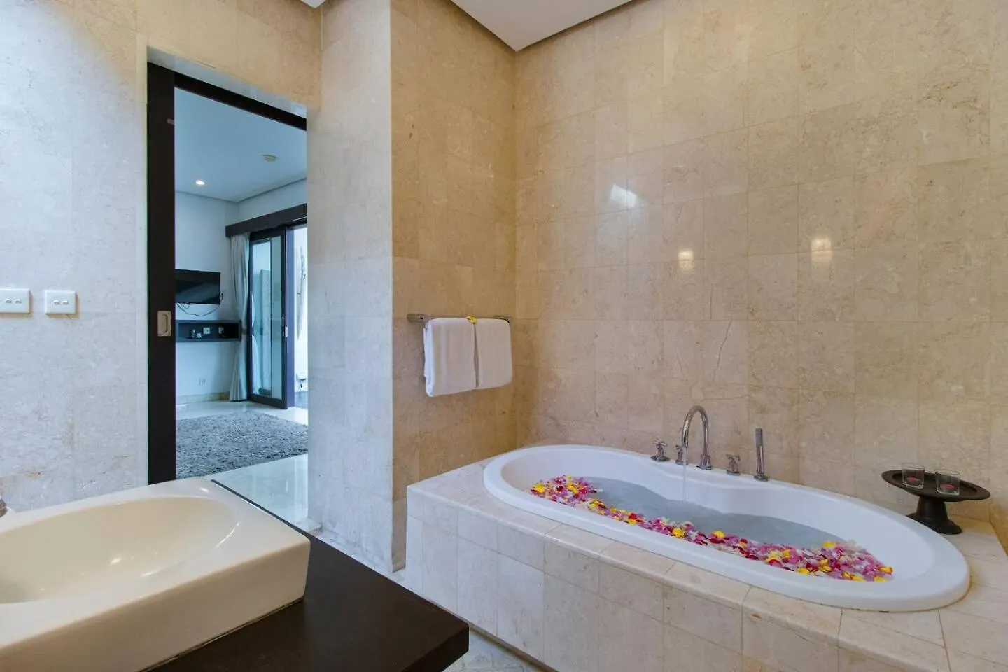 The Residence Seminyak Hotel