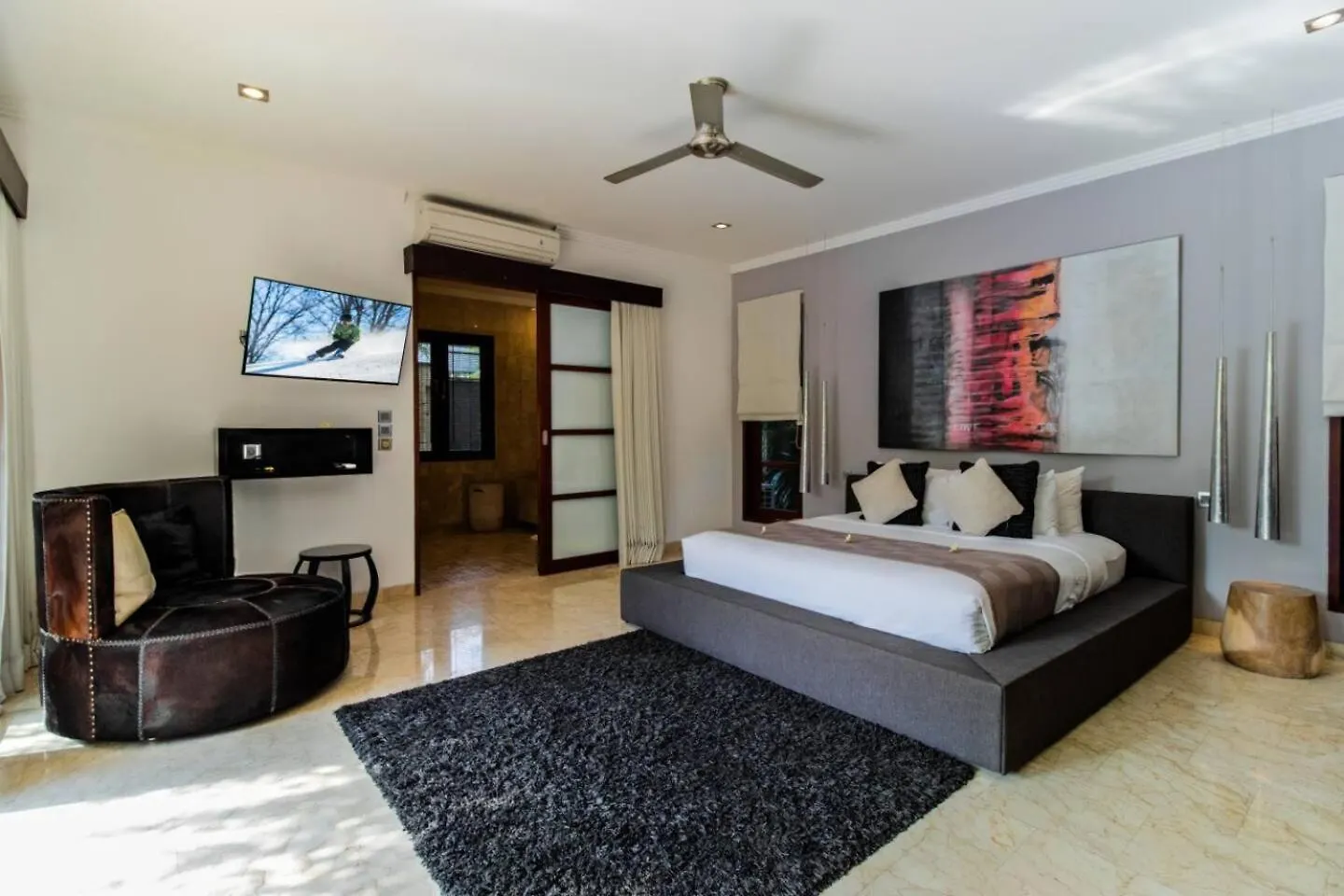 The Residence Seminyak Hotel